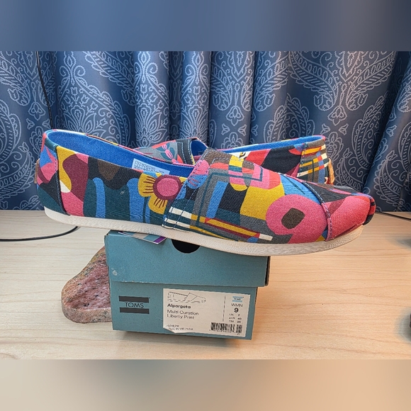 Toms Liberty Fabric Alpargata Liberty Fabric & Print Slip-On Size 9 LE - Picture 2 of 16